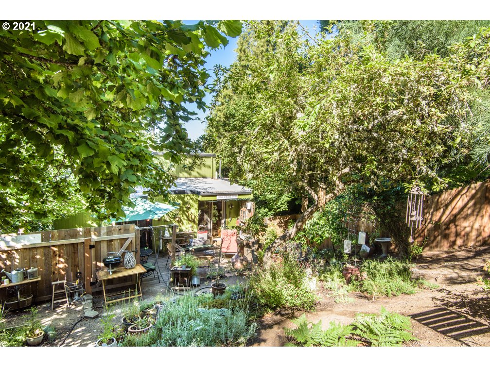 2845 Spring Boulevard Eugene, OR 97403 - Photo 30 of 31