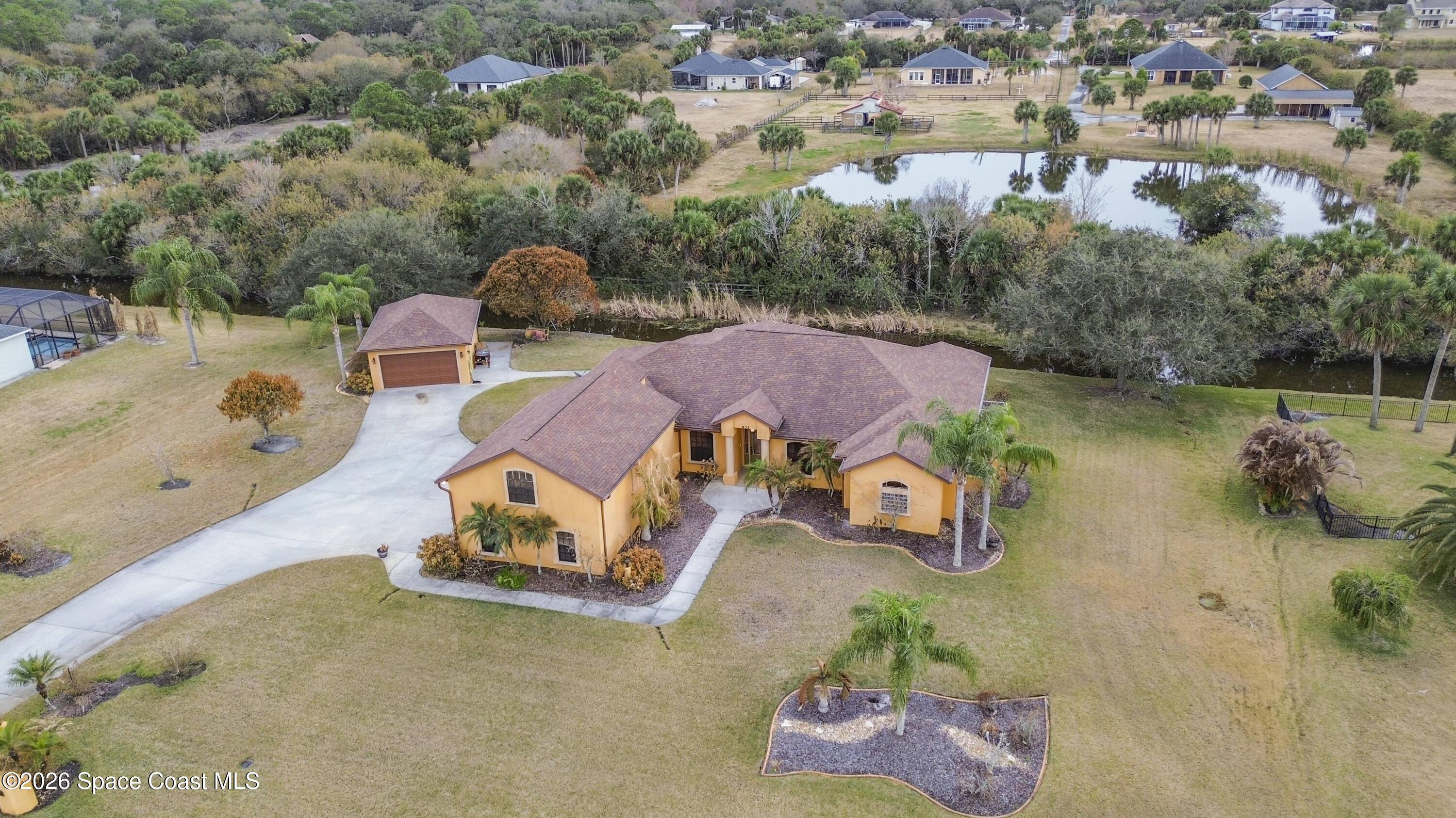 933 Hialeah Street Rockledge, FL 32955 - Photo 3 of 30 Driveway