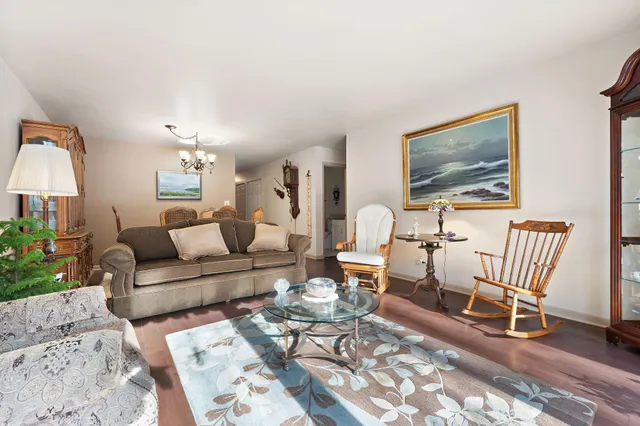 $275,000 | 11327 Kelly Drive, St. John, IN 46373