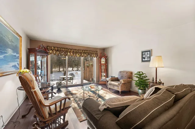 $275,000 | 11327 Kelly Drive, St. John, IN 46373