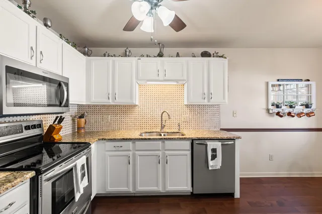 $275,000 | 11327 Kelly Drive, St. John, IN 46373