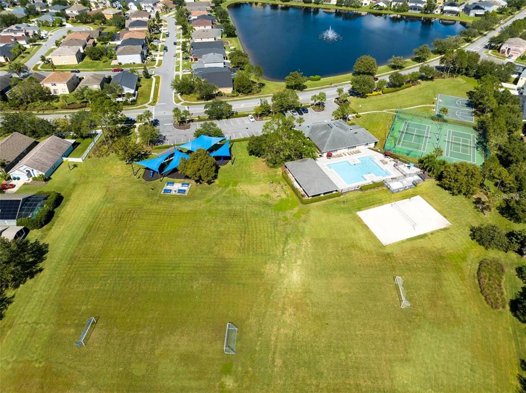 1321 Falling Star Lane Orlando, FL 32828 - Photo 35 of 37