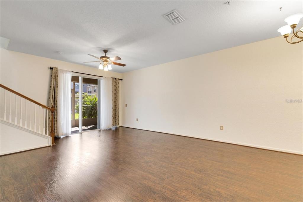 1321 Falling Star Lane Orlando, FL 32828 - Photo 8 of 37