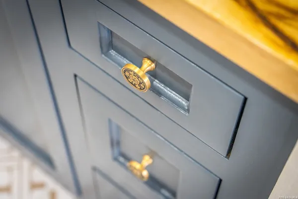 $238,500 | 515 East Mountain Street, Seguin, TX 78155