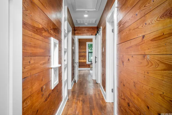 $238,500 | 515 East Mountain Street, Seguin, TX 78155