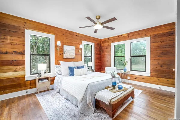 $238,500 | 515 East Mountain Street, Seguin, TX 78155