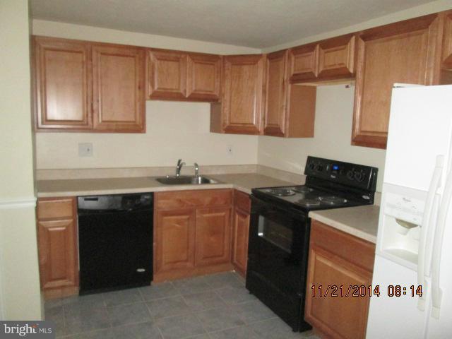 428 Heather Ridge Drive Frederick, MD 21702 - Photo 9 of 17 Kitchen