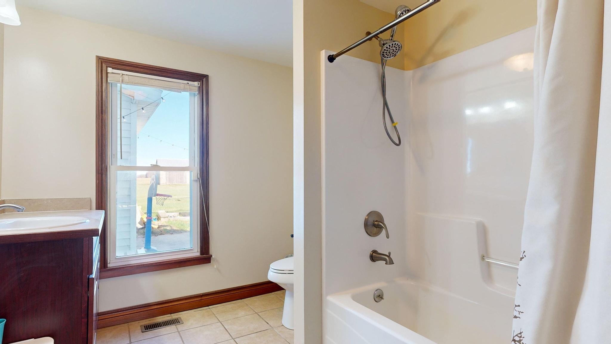 17860 West Townline Road St. Charles, MI 48655 - Photo 16 of 53 50160631-3bf6d9d6-3a5e-430f-8641-3ba36e897787.JPG