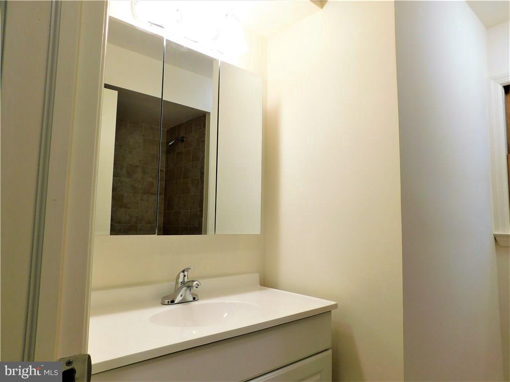 852 Patterson Road Jackson, NJ 08527 - Photo 14 of 27
