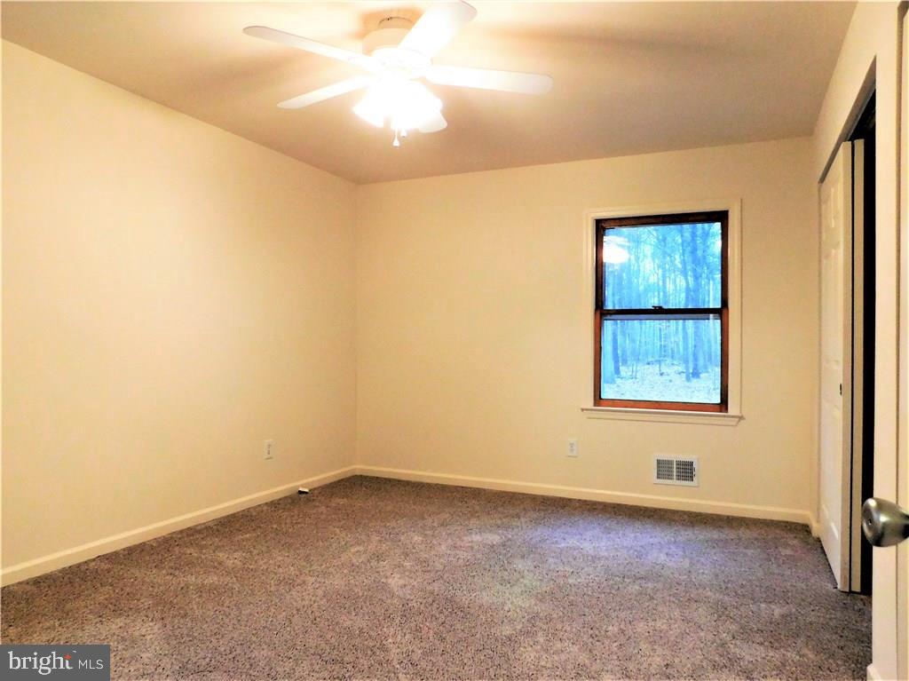 852 Patterson Road Jackson, NJ 08527 - Photo 18 of 27