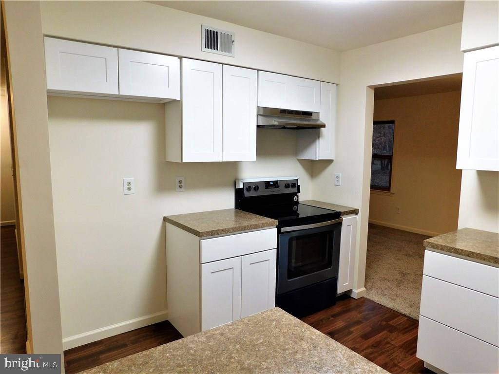 852 Patterson Road Jackson, NJ 08527 - Photo 7 of 27