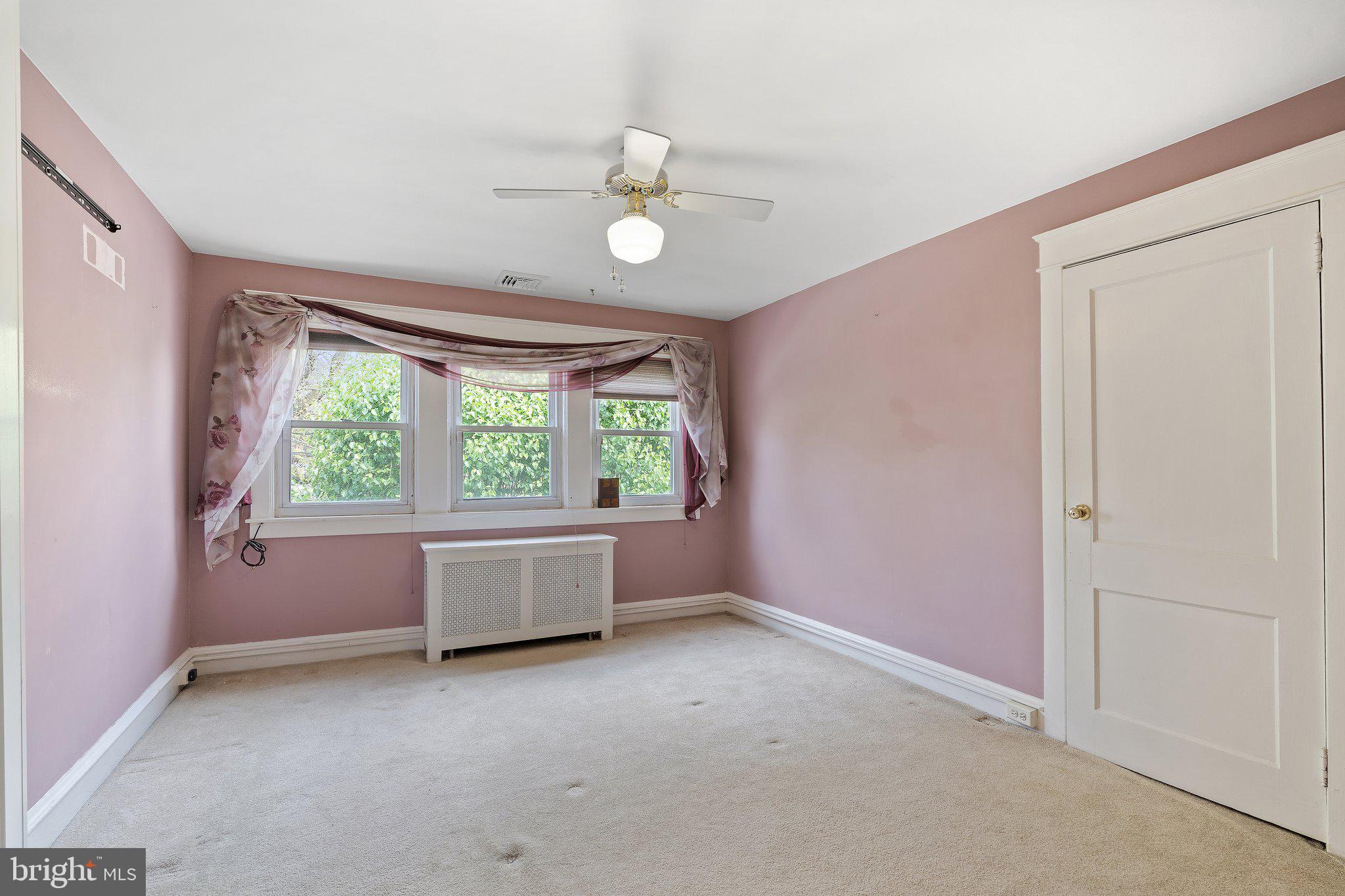 415 Spring Road Havertown, PA 19083 - Photo 13 of 28