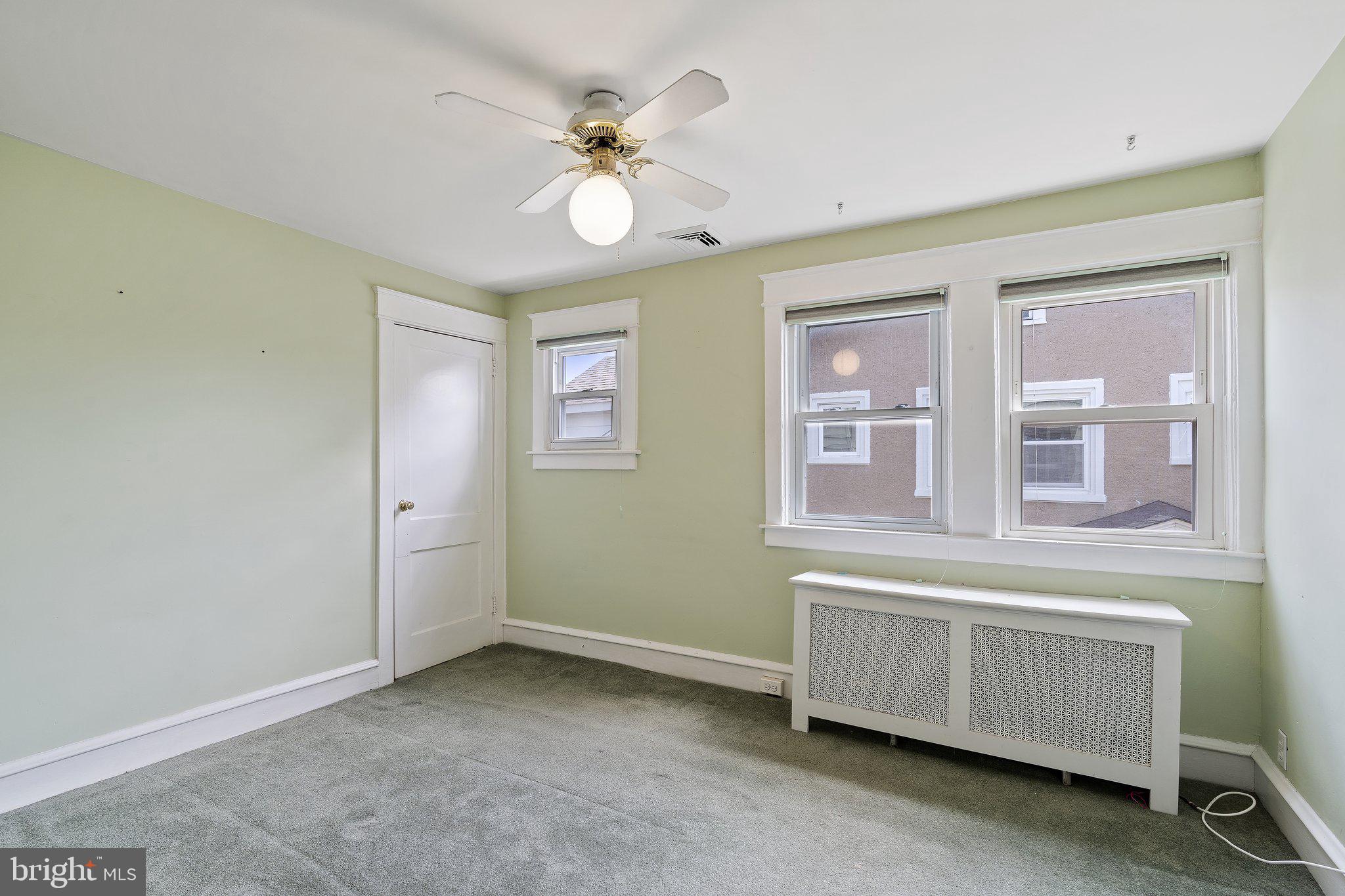 415 Spring Road Havertown, PA 19083 - Photo 17 of 28