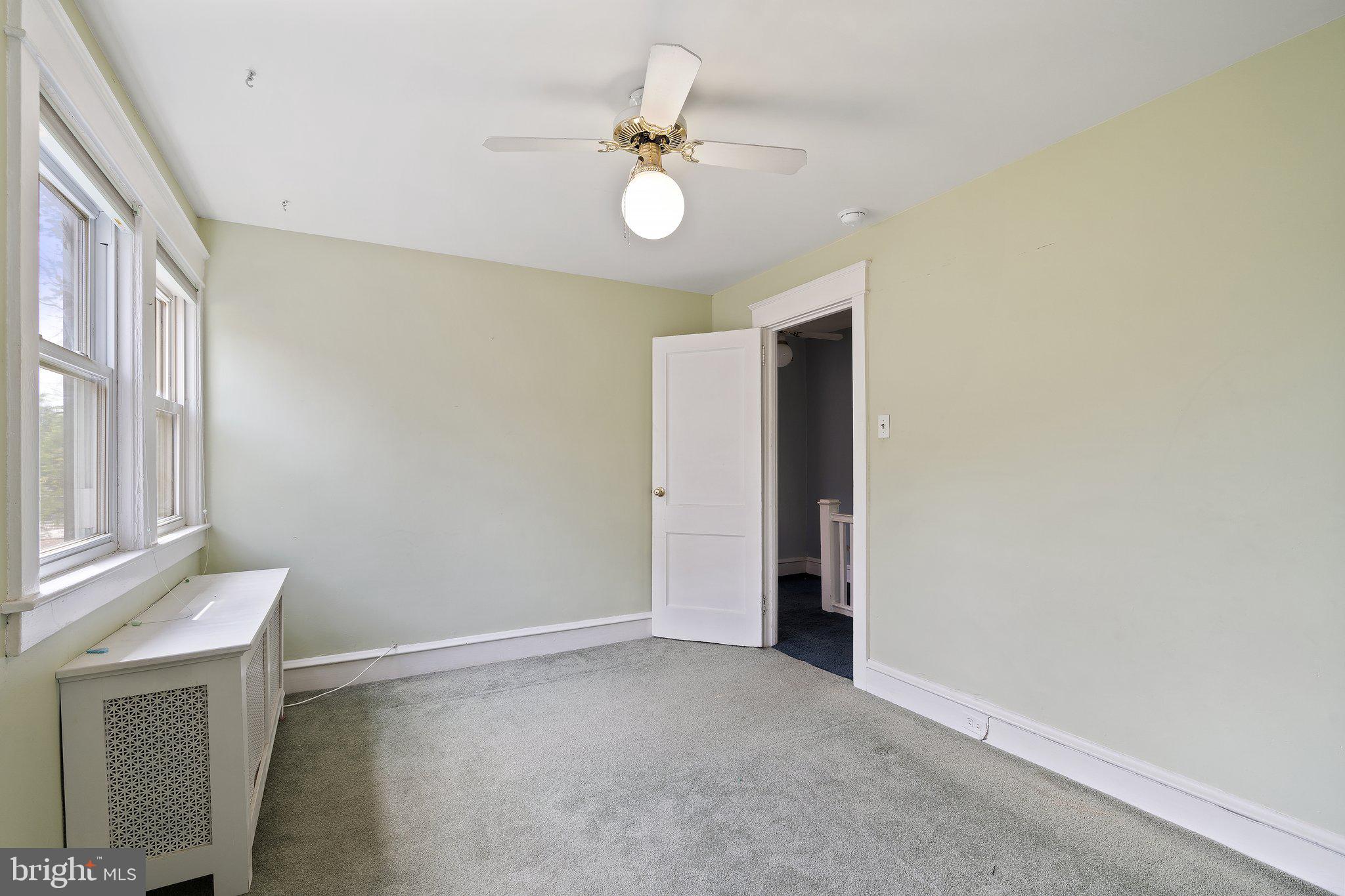 415 Spring Road Havertown, PA 19083 - Photo 18 of 28