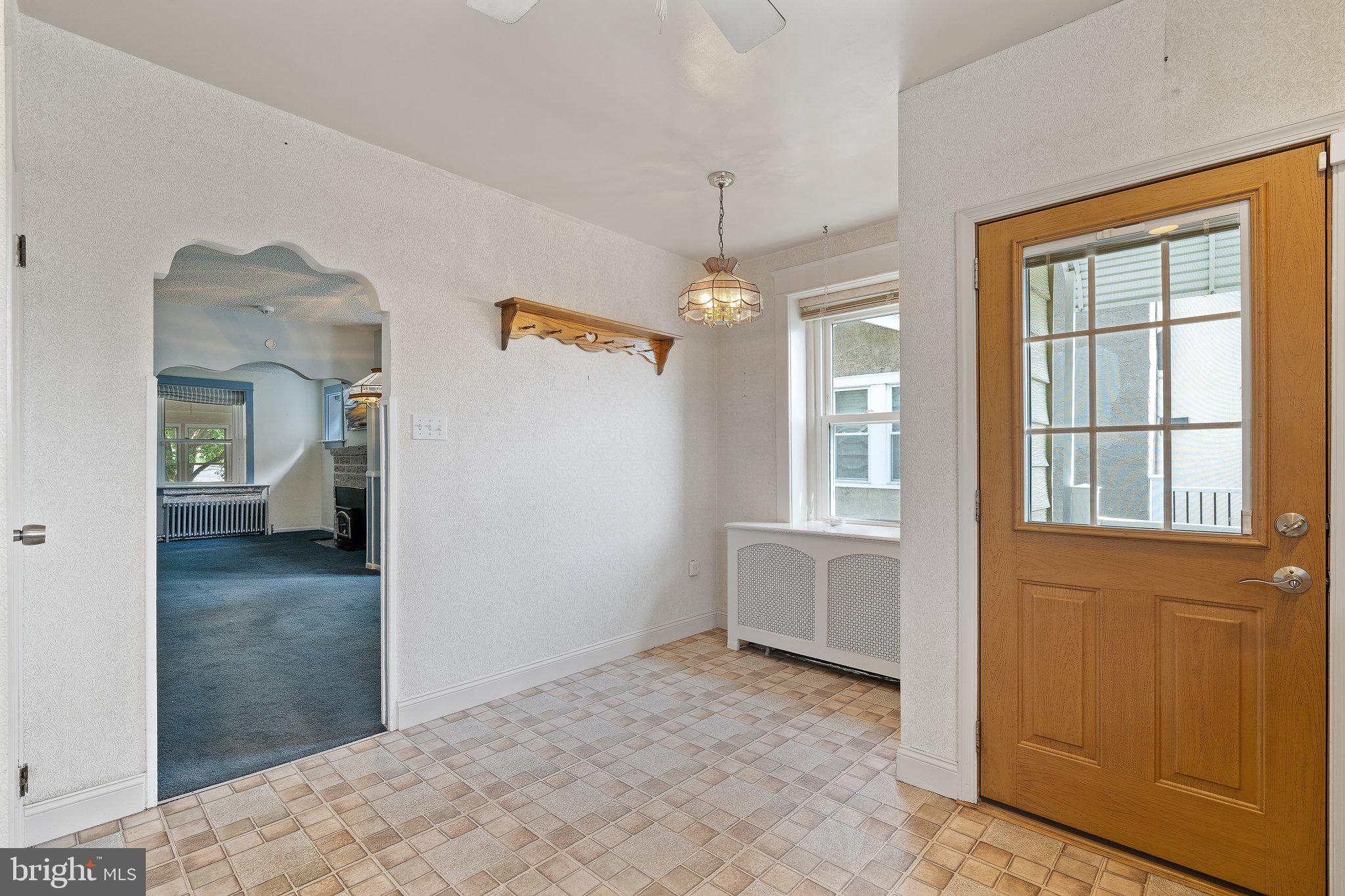 415 Spring Road Havertown, PA 19083 - Photo 23 of 28