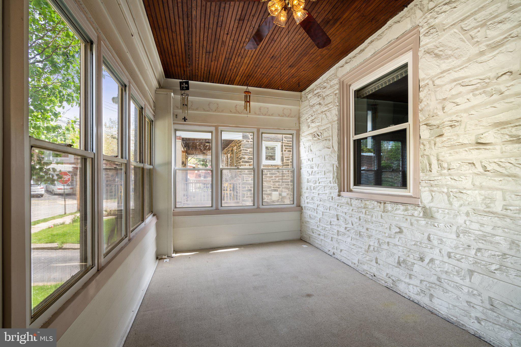 415 Spring Road Havertown, PA 19083 - Photo 4 of 28
