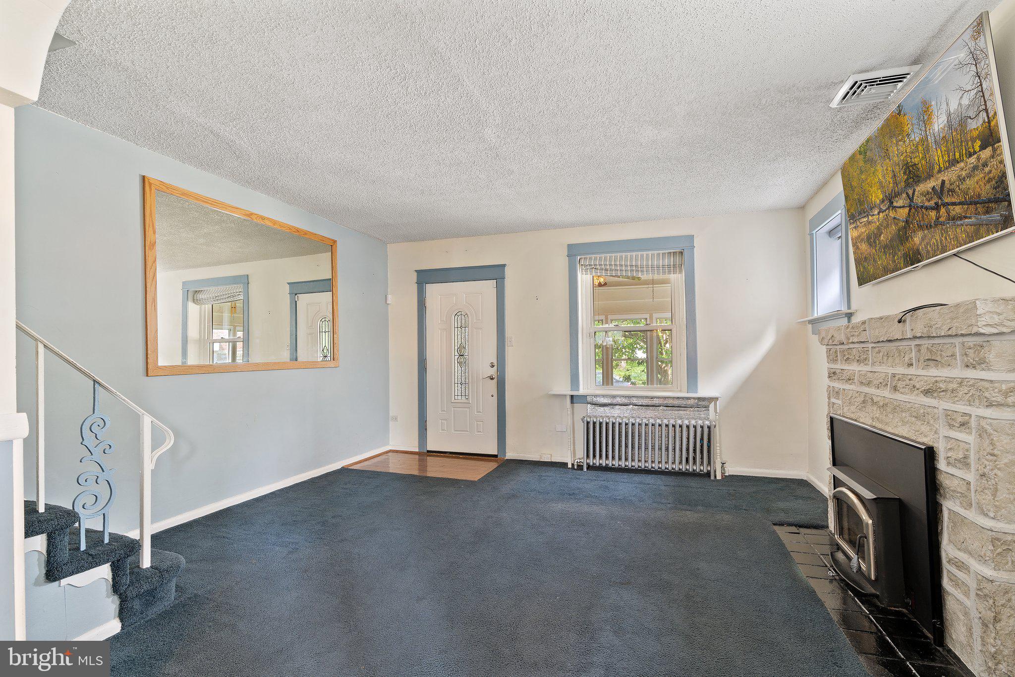 415 Spring Road Havertown, PA 19083 - Photo 7 of 28