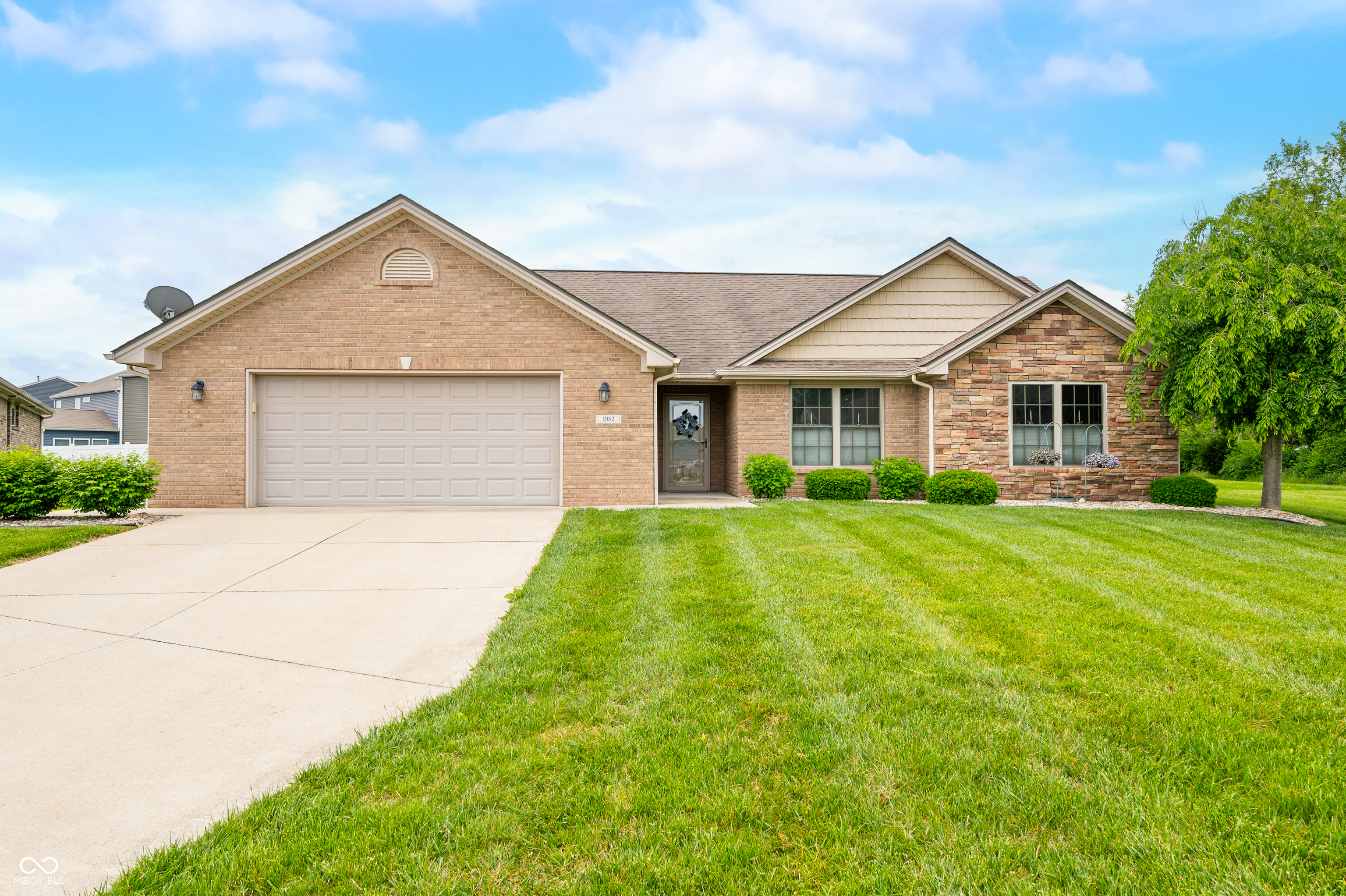 1982 Conifer Court Columbus, IN 47201 - Photo 1 of 45