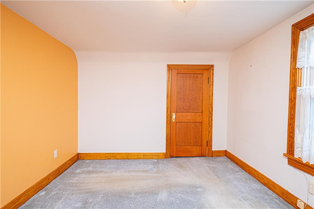 1531 Washington Road Apollo, PA 15613 - Photo 18 of 25 Bedroom 3 with second closet.