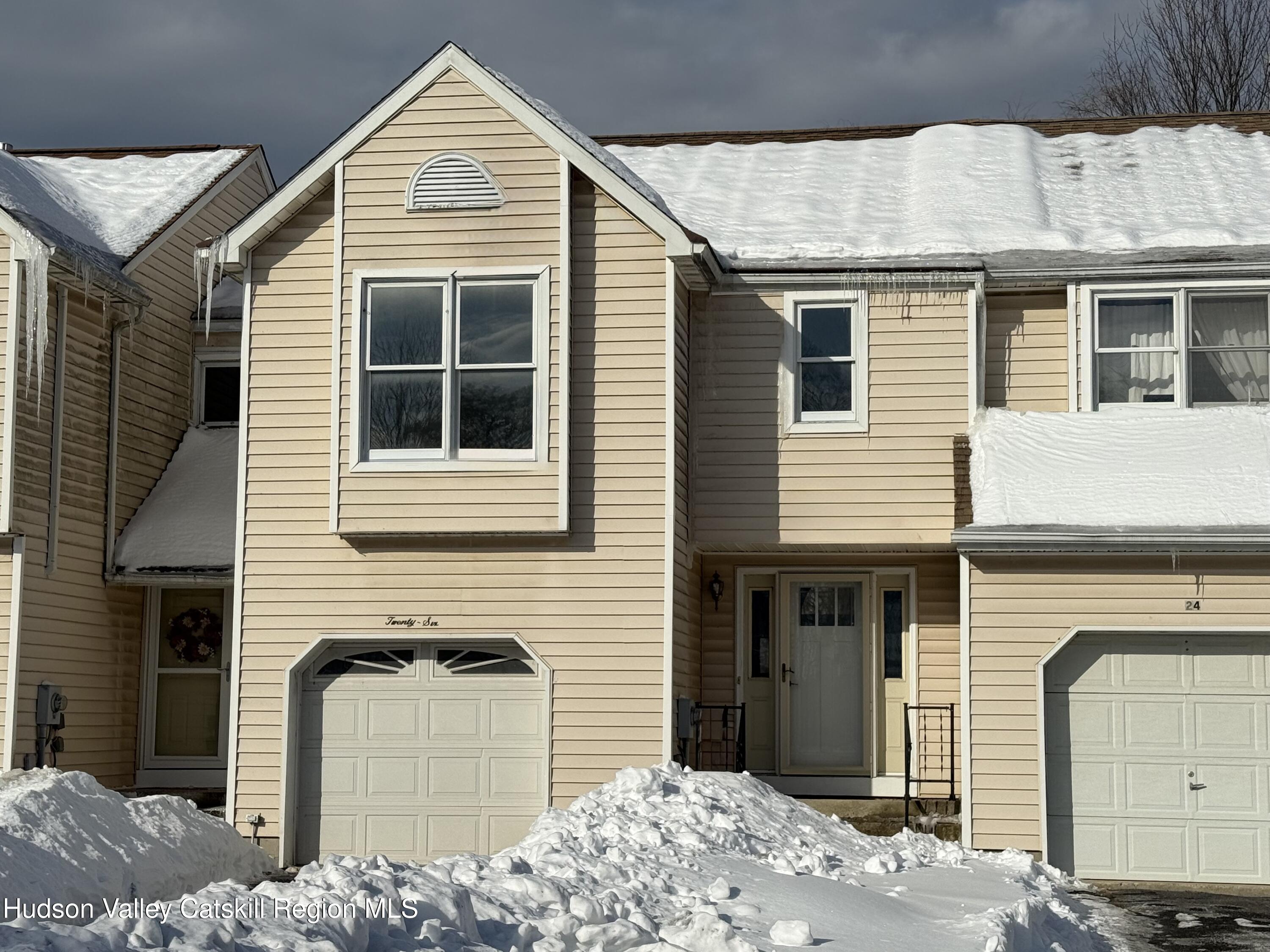 26 Red Maple Road Saugerties, NY 12477 - Photo 2 of 21 IMG_7925