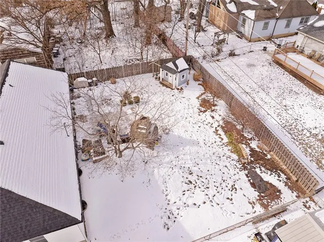 $350,000 | 7206 West 71st Terrace, Overland Park, KS 66204