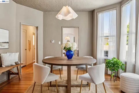 $849,000 | 467 Santa Clara Avenue, Alameda, CA 94501