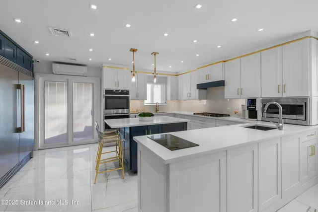 $1,300,000 | 155 Graves Street | Manor Heights