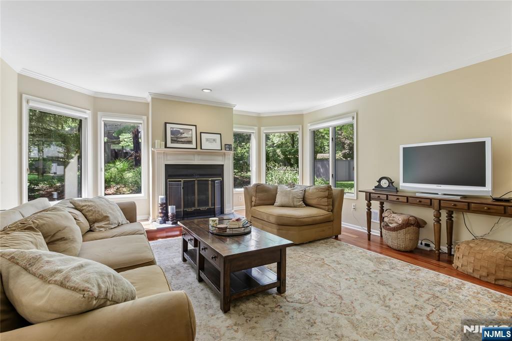 62 Northgate Road, Unit 62E Washington Township, NJ 07676 - Photo 5 of 45 Gallery Image 5