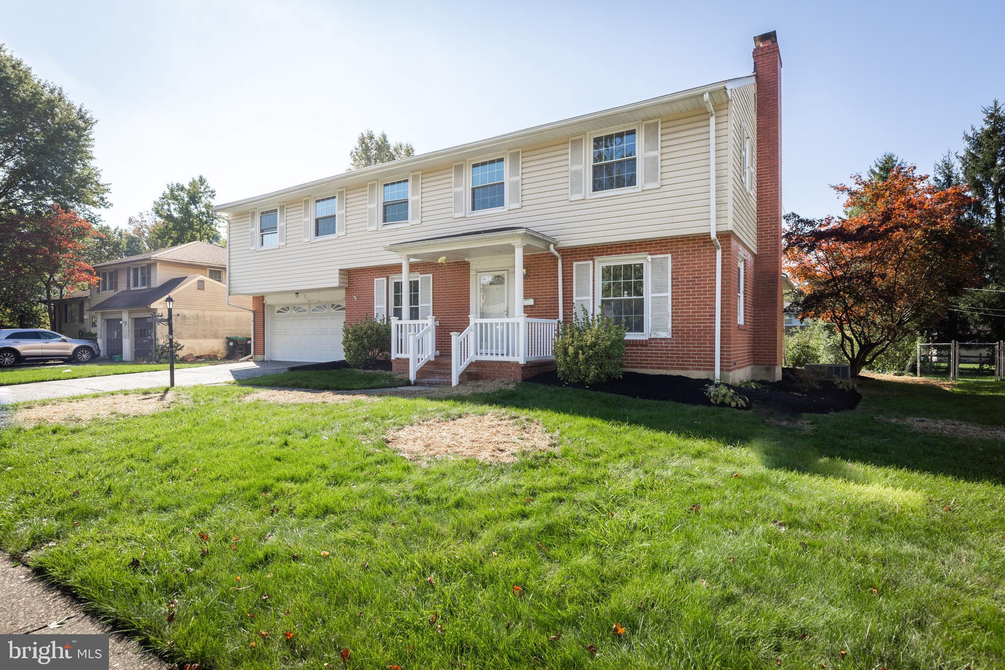 2404 2404-rambler Rambler Road Wilmington, DE 19810 - Photo 2 of 28 a front view of house with yard and green space