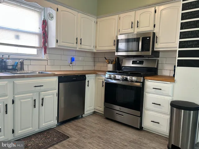 $335,000 | 123 West Madison Avenue, Magnolia, NJ 08049