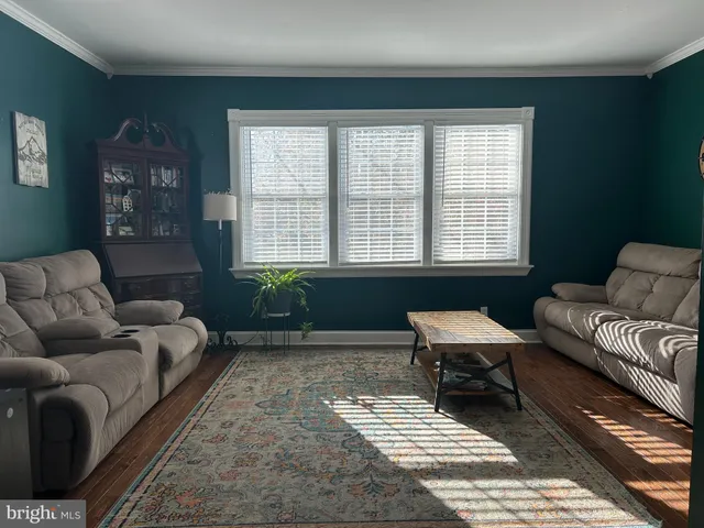 $335,000 | 123 West Madison Avenue, Magnolia, NJ 08049