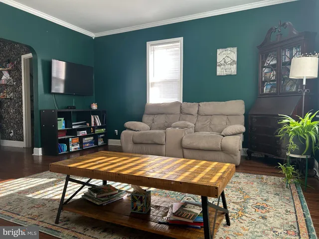 $335,000 | 123 West Madison Avenue, Magnolia, NJ 08049