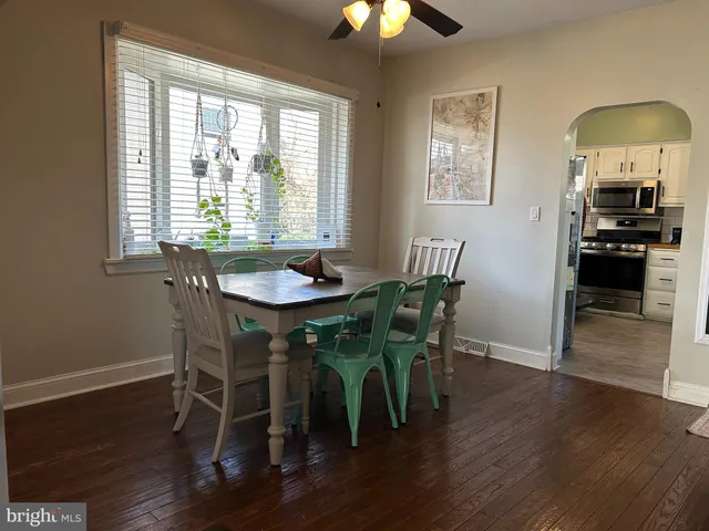 $335,000 | 123 West Madison Avenue, Magnolia, NJ 08049