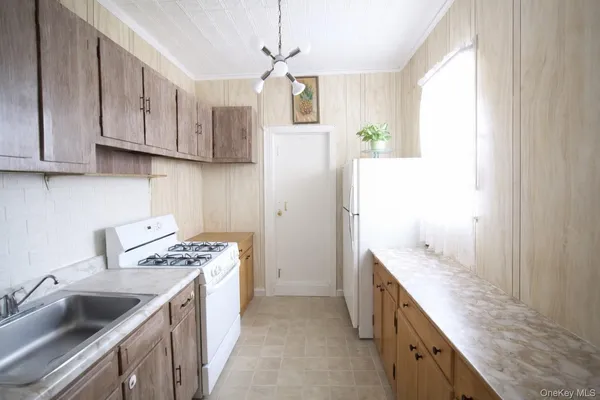 $1,700,000 | 232 North Henry Street | Greenpoint