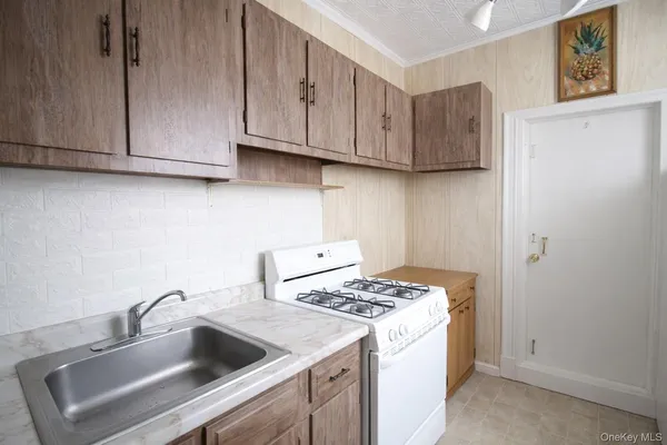 $1,700,000 | 232 North Henry Street | Greenpoint