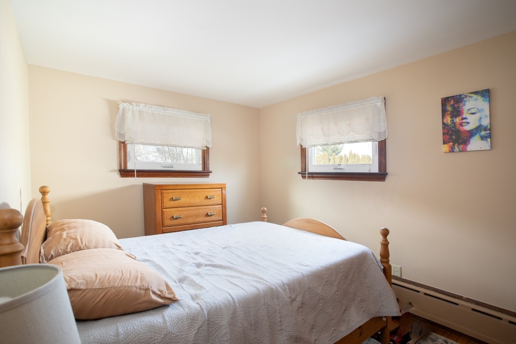 535 Jackson Street Fall River, MA 02721 - Photo 11 of 18