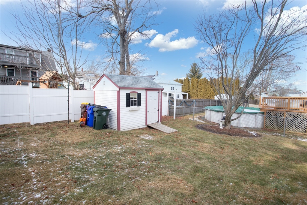 535 Jackson Street Fall River, MA 02721 - Photo 6 of 18