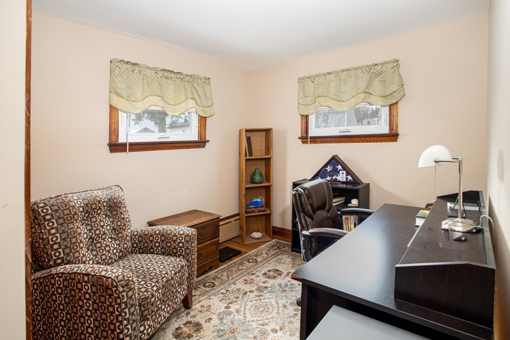 535 Jackson Street Fall River, MA 02721 - Photo 10 of 18