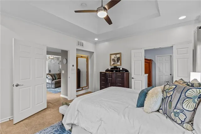 $425,000 | 11020 Charlotte Street, Kansas City, MO 64131