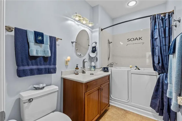 $425,000 | 11020 Charlotte Street, Kansas City, MO 64131