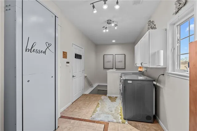 $425,000 | 11020 Charlotte Street, Kansas City, MO 64131