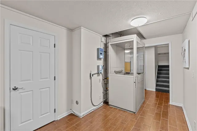 $425,000 | 11020 Charlotte Street, Kansas City, MO 64131