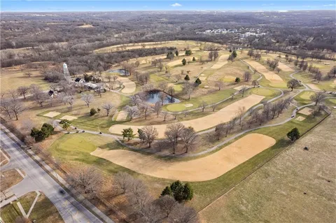 $425,000 | 11020 Charlotte Street, Kansas City, MO 64131