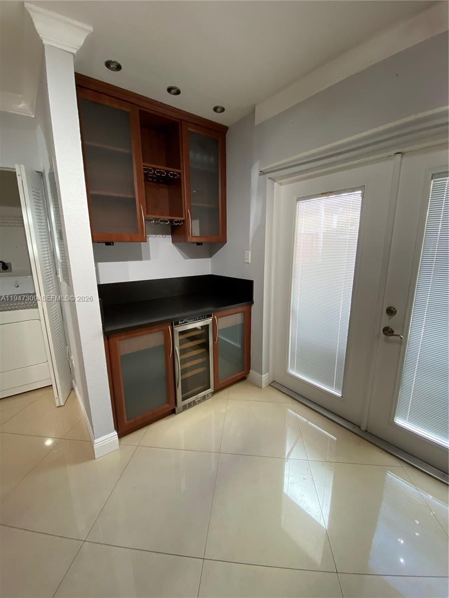 3503 West 76th Street, Unit 4 Hialeah, FL 33018 - Photo 9 of 31