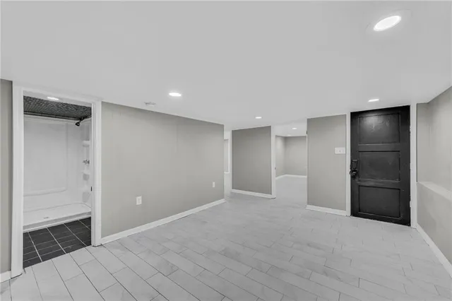 $1,095 | 5208 East 8th Street, Unit 3, Kansas City, MO 64124