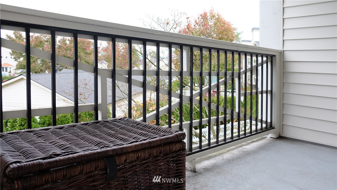 12404 East Gibson Road, Unit J205 Everett, WA 98204 - Photo 19 of 25