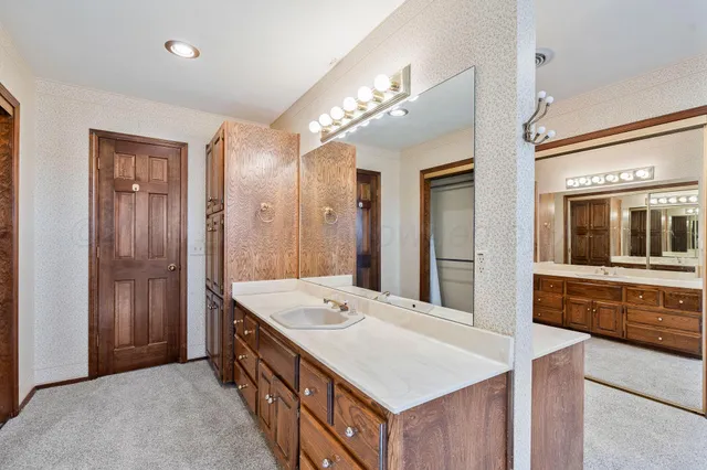 $430,000 | 75 Country Club Drive, Canyon, TX 79015