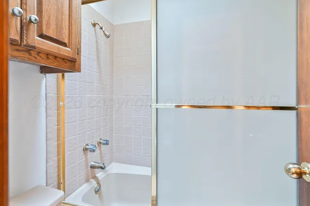 $430,000 | 75 Country Club Drive, Canyon, TX 79015