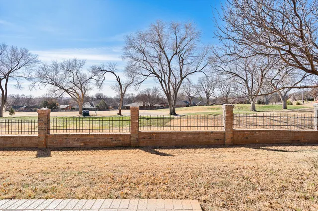 $430,000 | 75 Country Club Drive, Canyon, TX 79015