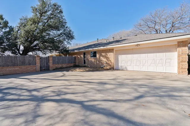 $430,000 | 75 Country Club Drive, Canyon, TX 79015